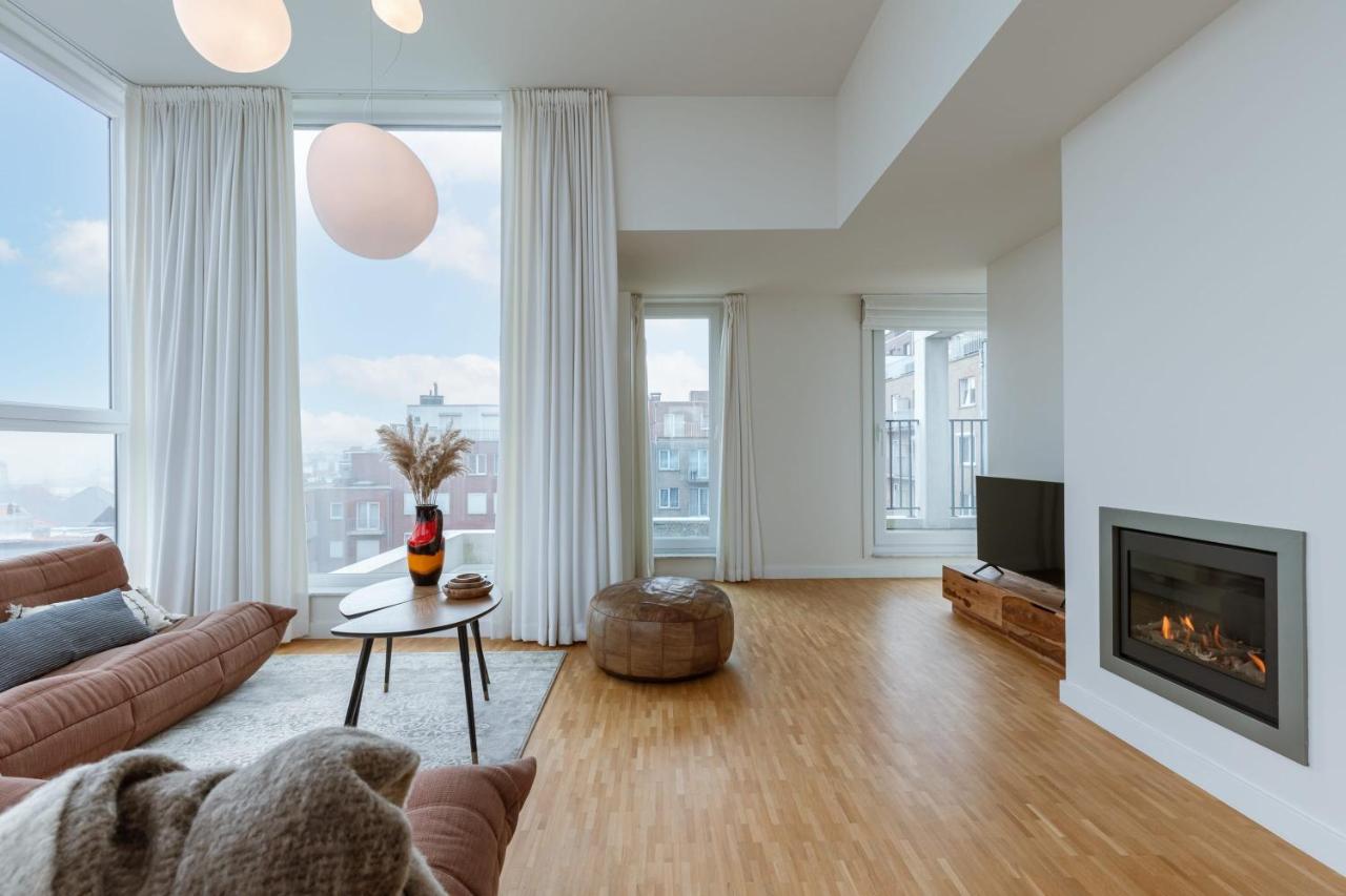 Beautiful high-quality apartment with private terrace with a view to the towers of Bruges - Housity