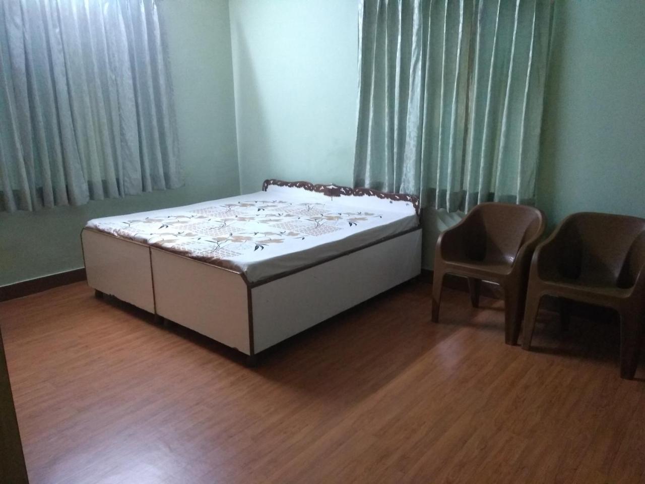 Akash Homestay 3Bhk - Housity