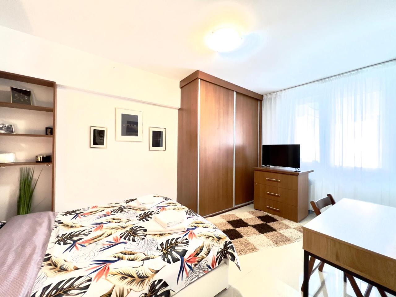 Omnia City Center Studio With Free Private Parking - Housity