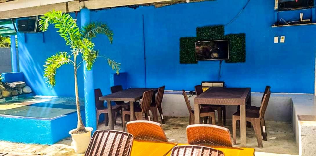 Villa Reyes Mountain Resort - Housity