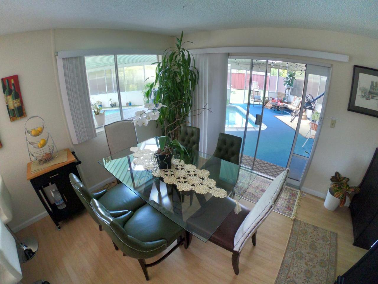 Cloud House Indoor Heated Pool & Jacuzzi - Housity