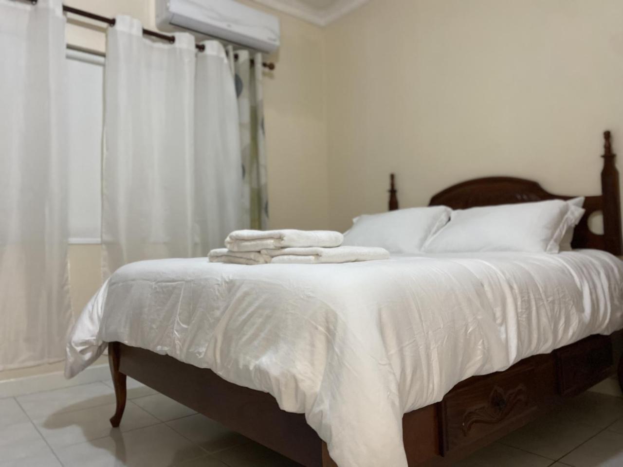 Serenity Condo in New Kingston Business District - Housity
