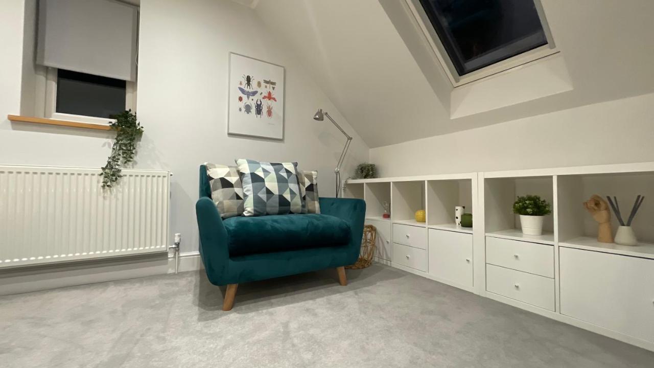 Unique luxury detached apartment in Windsor that sleeps 4 - Housity