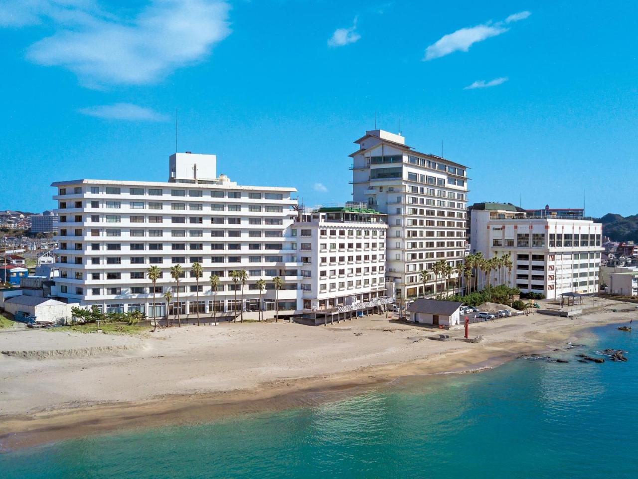Image: Mikazuki Sea-Park Hotel Katsuura