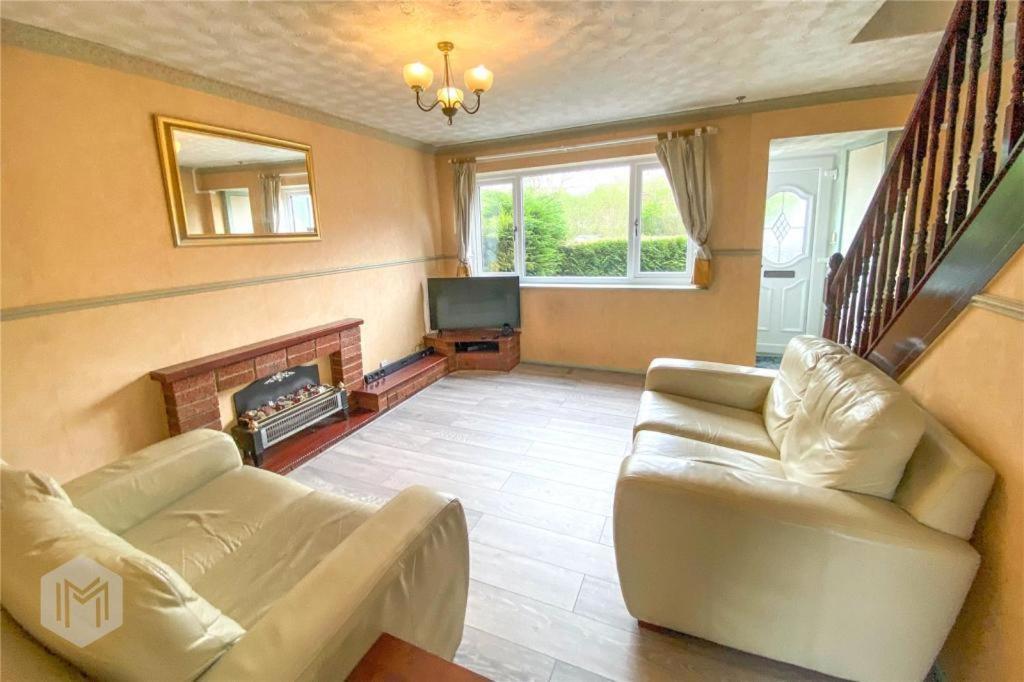 Birchwood Private Room for  2 - Housity