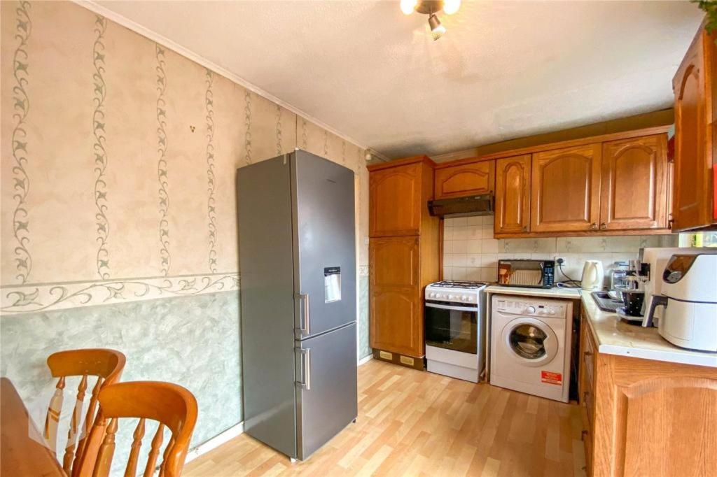 Birchwood Private Room for  2 - Housity