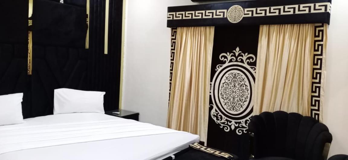 S.R Luxury s - Housity