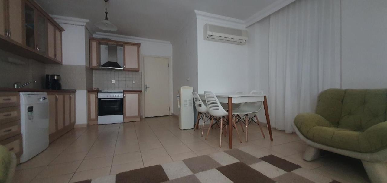 Flat with private internet connection - Housity