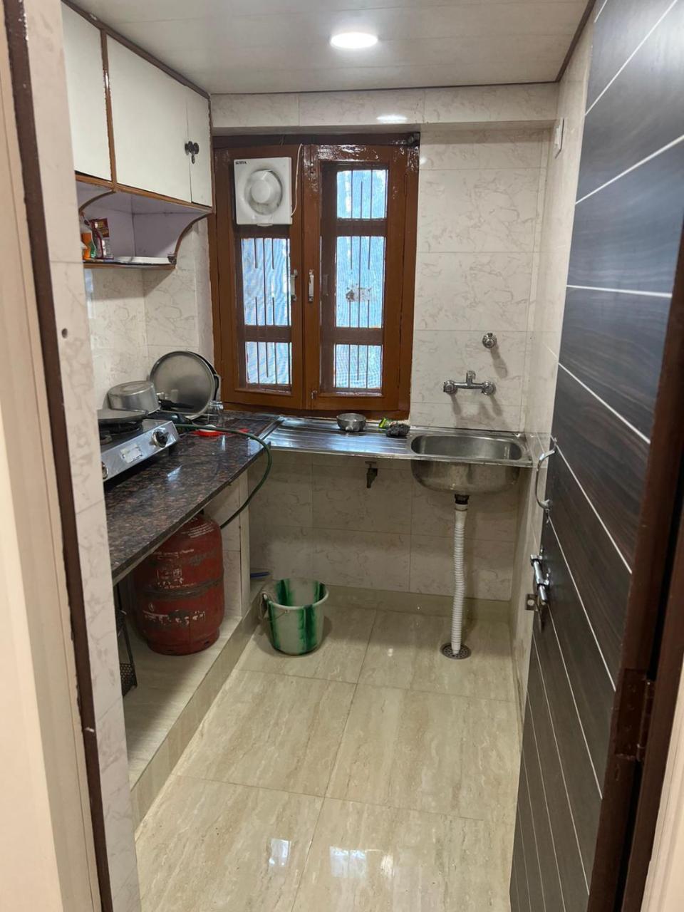 Luxury Hill View Apartment Near Mall Road ,Shimla - Housity
