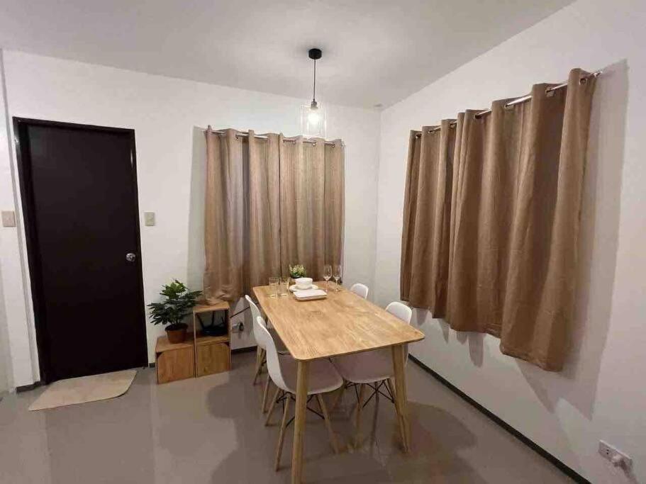 Cozy 1BR in Lipa Perfect for STAYCATION GETAWAYS - Housity