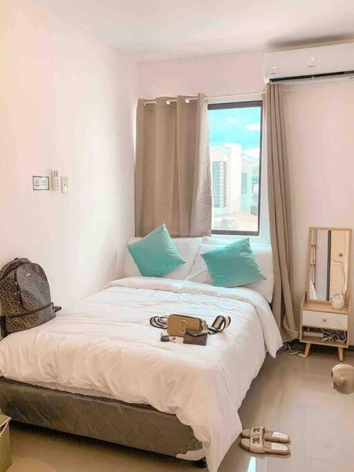 Cozy 1BR in Lipa Perfect for STAYCATION GETAWAYS - Housity