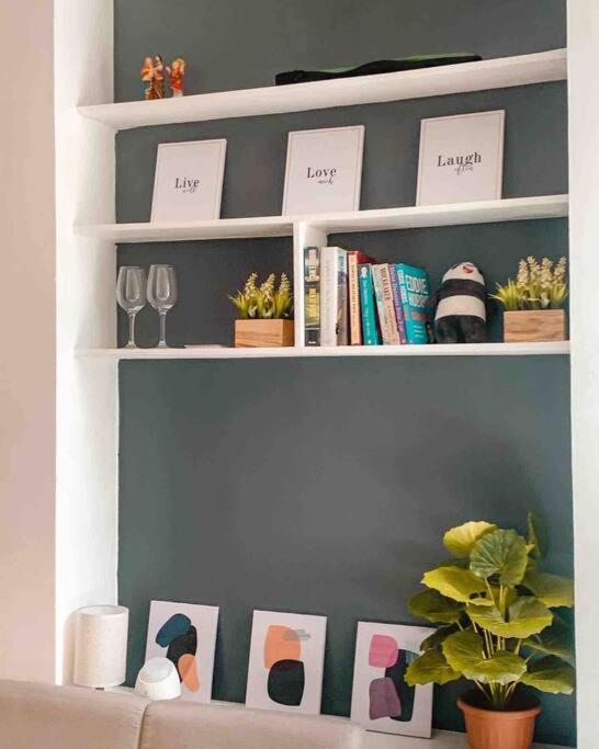 Cozy 1BR in Lipa Perfect for STAYCATION GETAWAYS - Housity