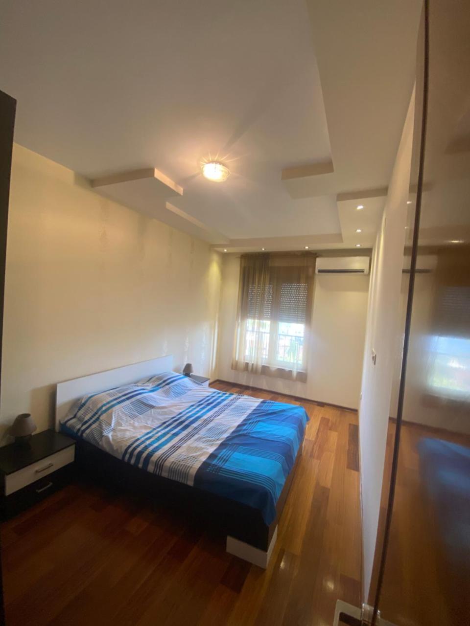 Center - Housity