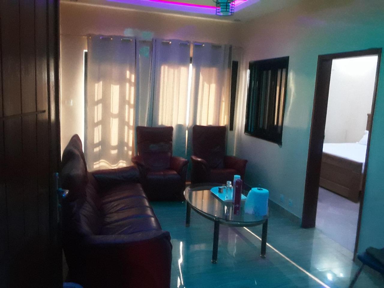ATLAS SERVICE Kaolack - Housity