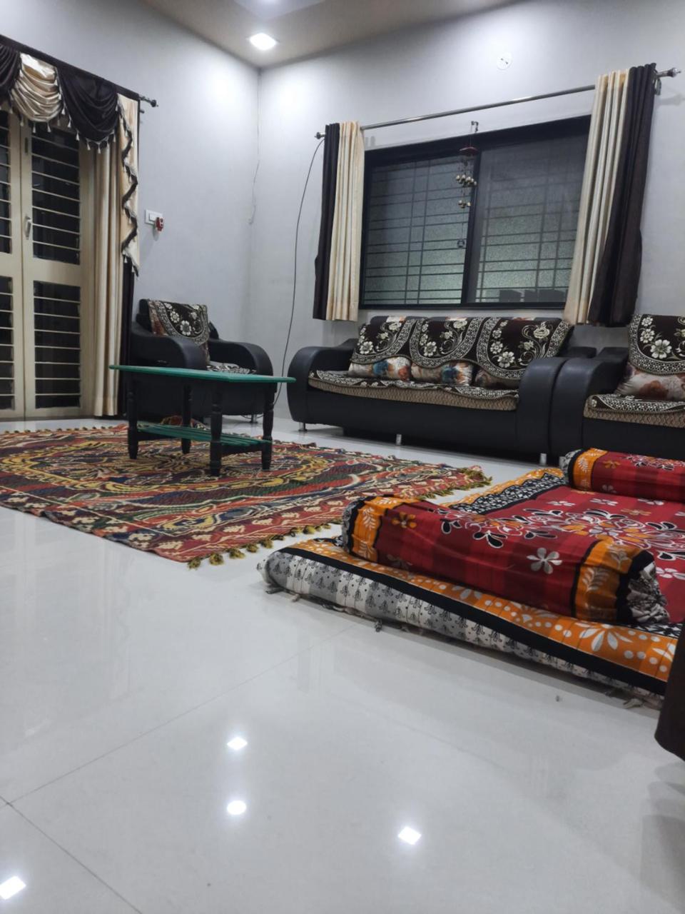 Rajlakshmi Niwas (Akkolkot, Tuljapur, Pandharpur, Gangapur) - Housity