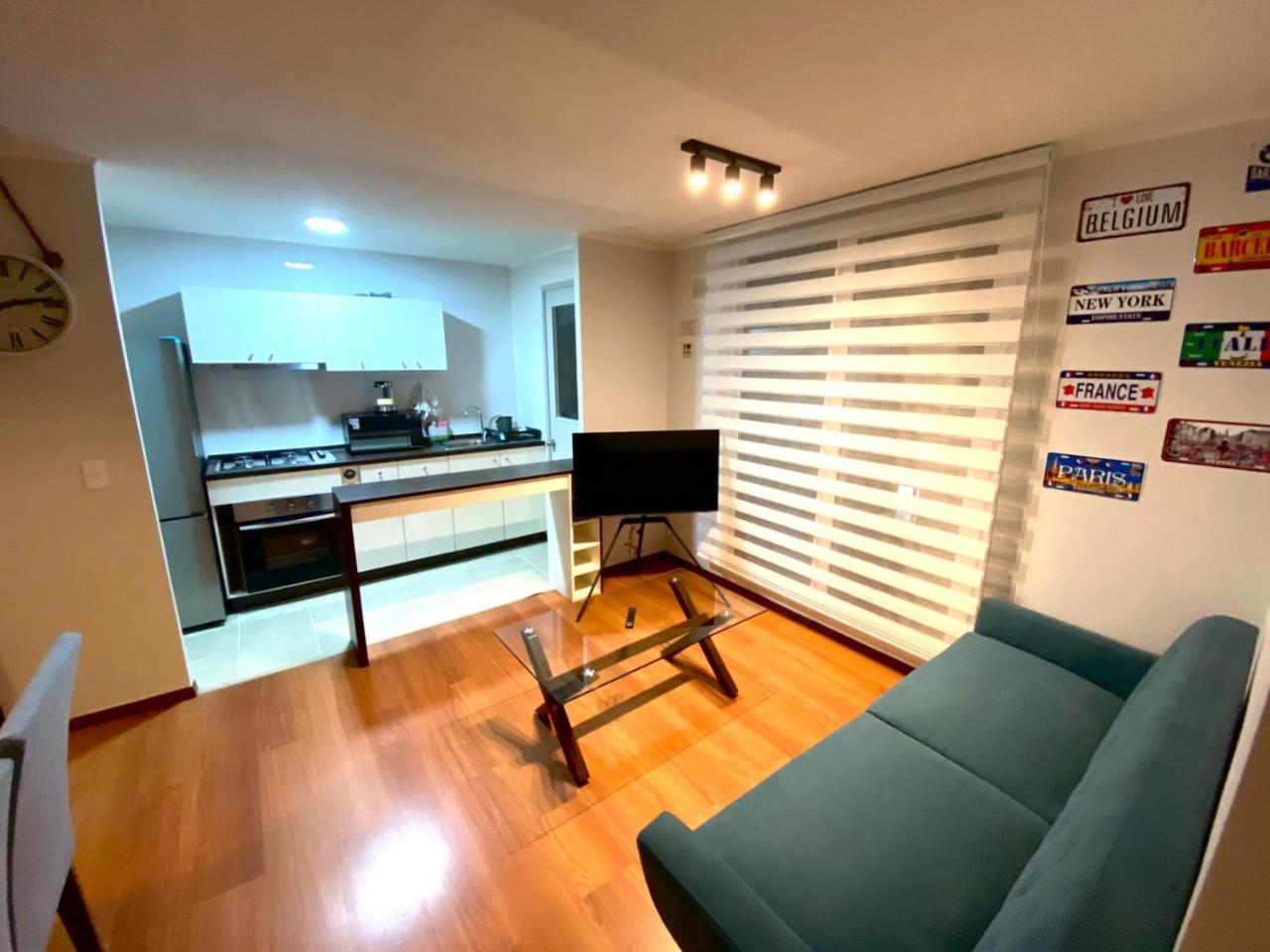 3 Piezas, 2 ba�os y estacionamiento privado