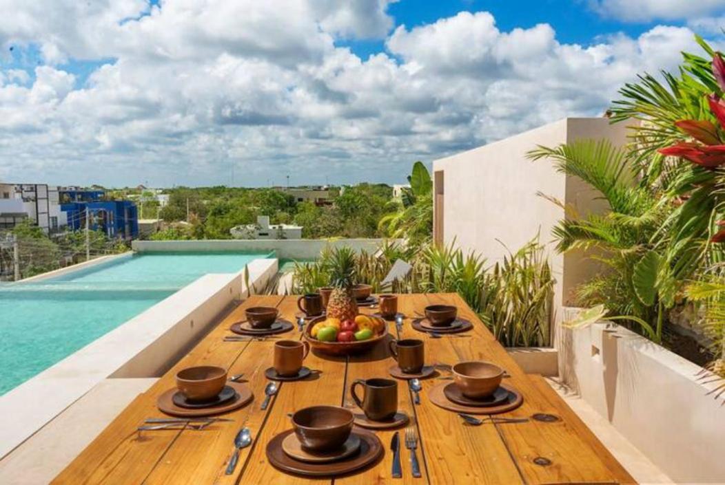 TEQILA Luminous Flat with free Tequila & Rooftop pool Near to the Beach & Cenotes - Housity