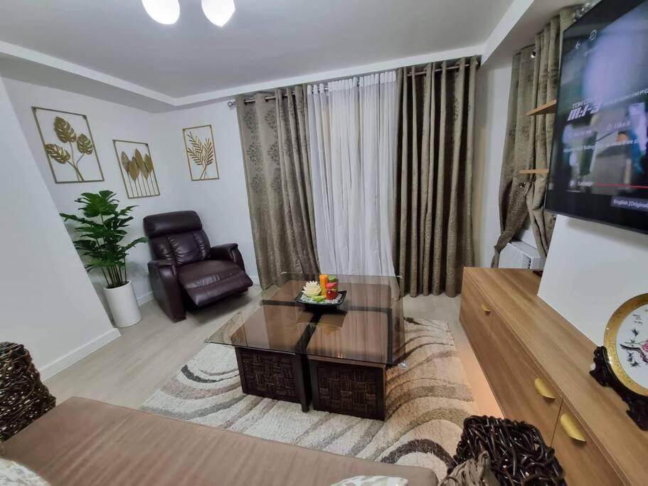 The Upton Place - Housity