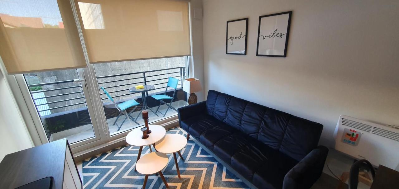 SE ARRIENDA DPTO NUEVO X DIA AMOBLADO 1DORMITORIO 1 BA�O CENTRO DE VALDIVIA