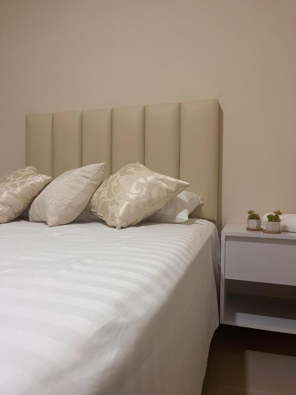 Posada Express by Aeropuerto Internacional Viru Viru & Transporte - Housity