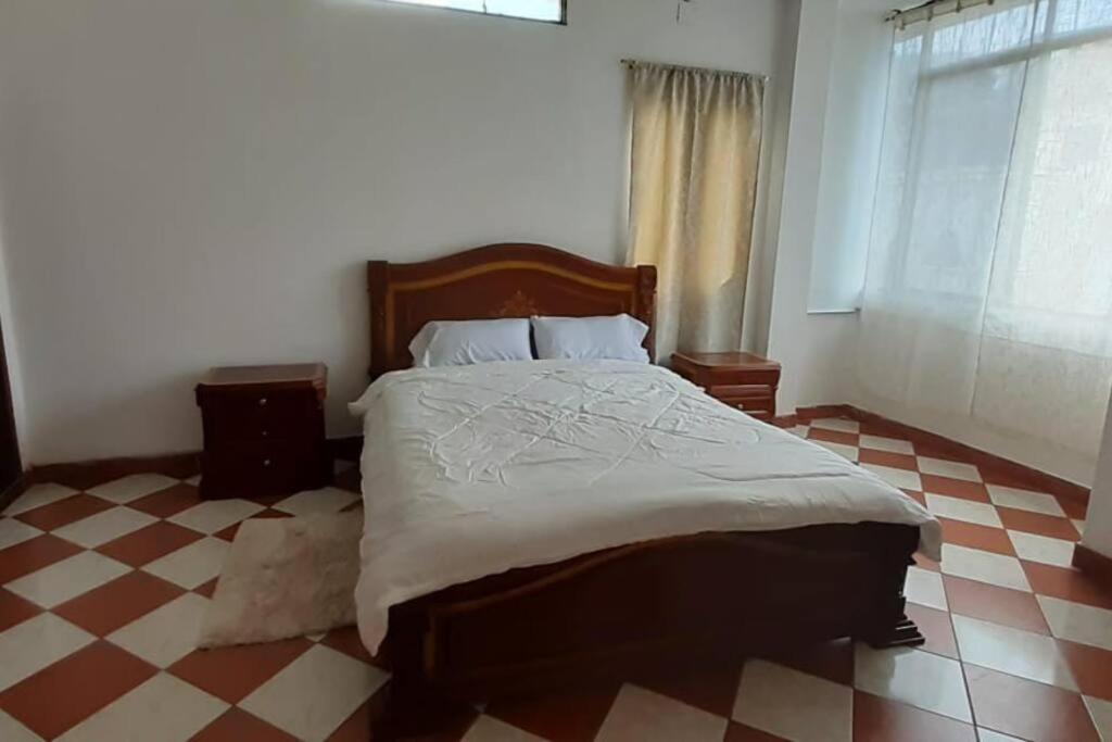 Acogedora casa en la Cuna de Eloy Alfaro - 2 rooms - Housity