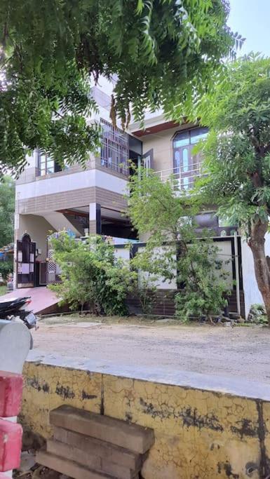 Lovely 1-bedroom apartment with all facilities. - Housity