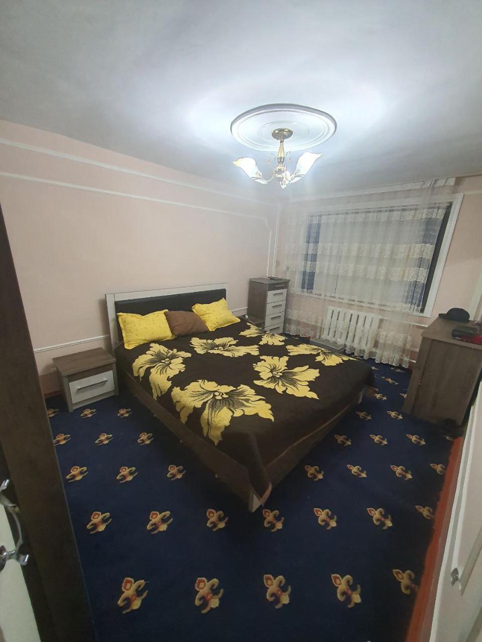 Kvartira 3 kh komnatnaia v tsentre - Housity