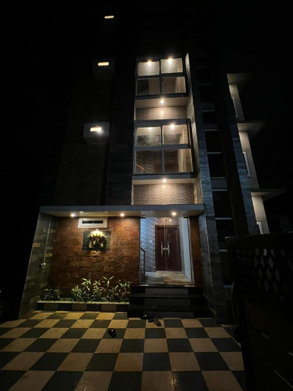 VARIKKODAN LUXURY APARTMENT - Housity