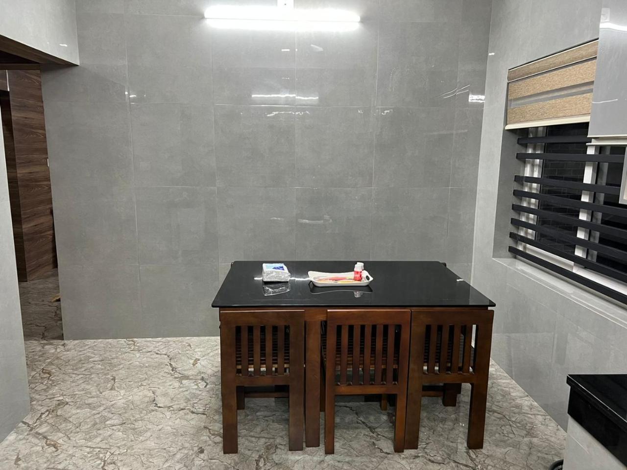 VARIKKODAN LUXURY APARTMENT - Housity