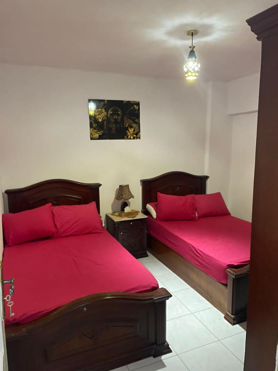 Rody pyramids apartment - Housity