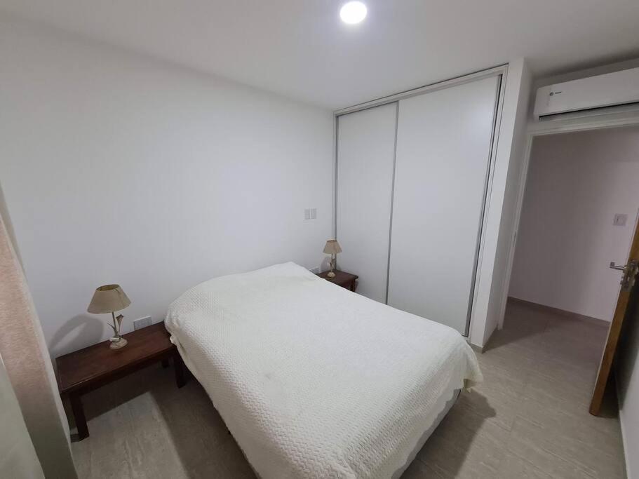 Edificio Alsina 645, 1 Dorm - Housity