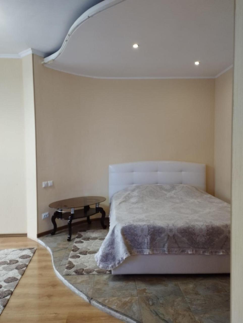 Loft on Al Farabi 91 "Topolek" - Housity