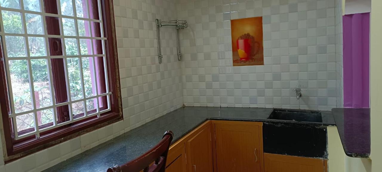 Traditional House - Housity