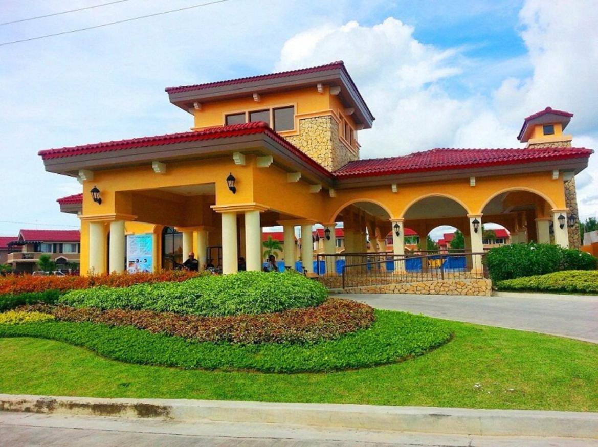 Fully Furnished private House/Wifi available - Housity
