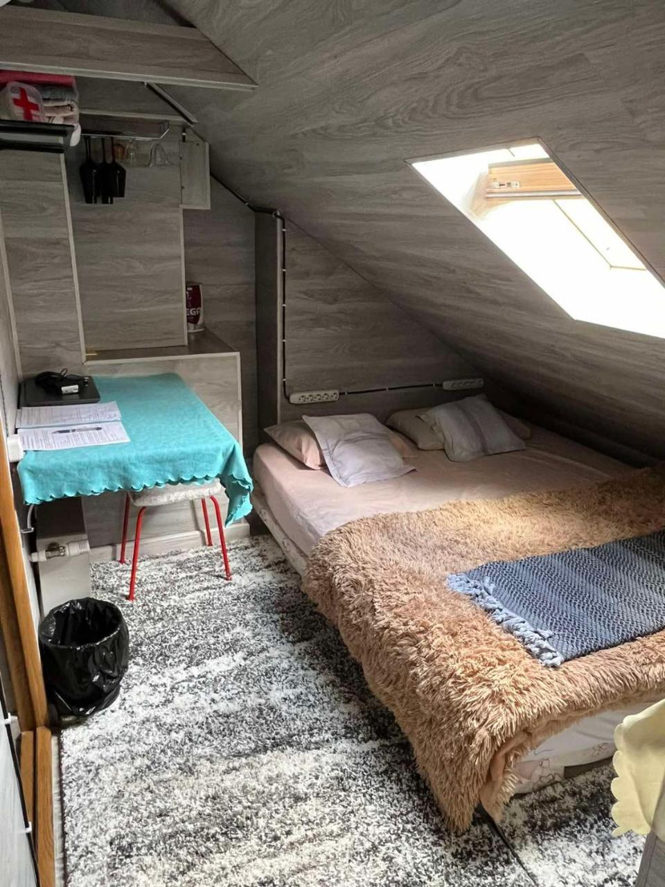 Ismail&Stefan cel Mare red - Housity