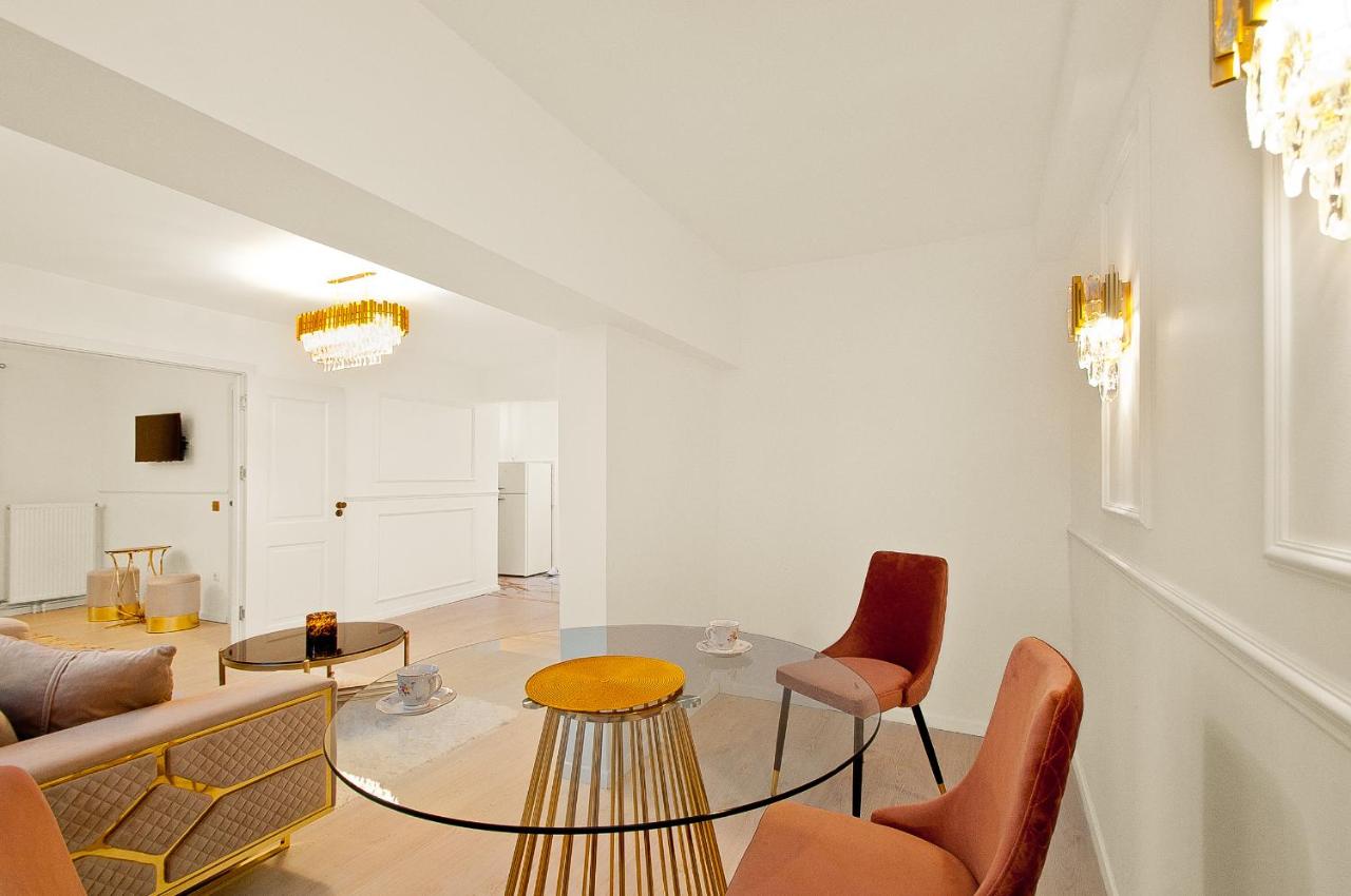 Glamour - Housity