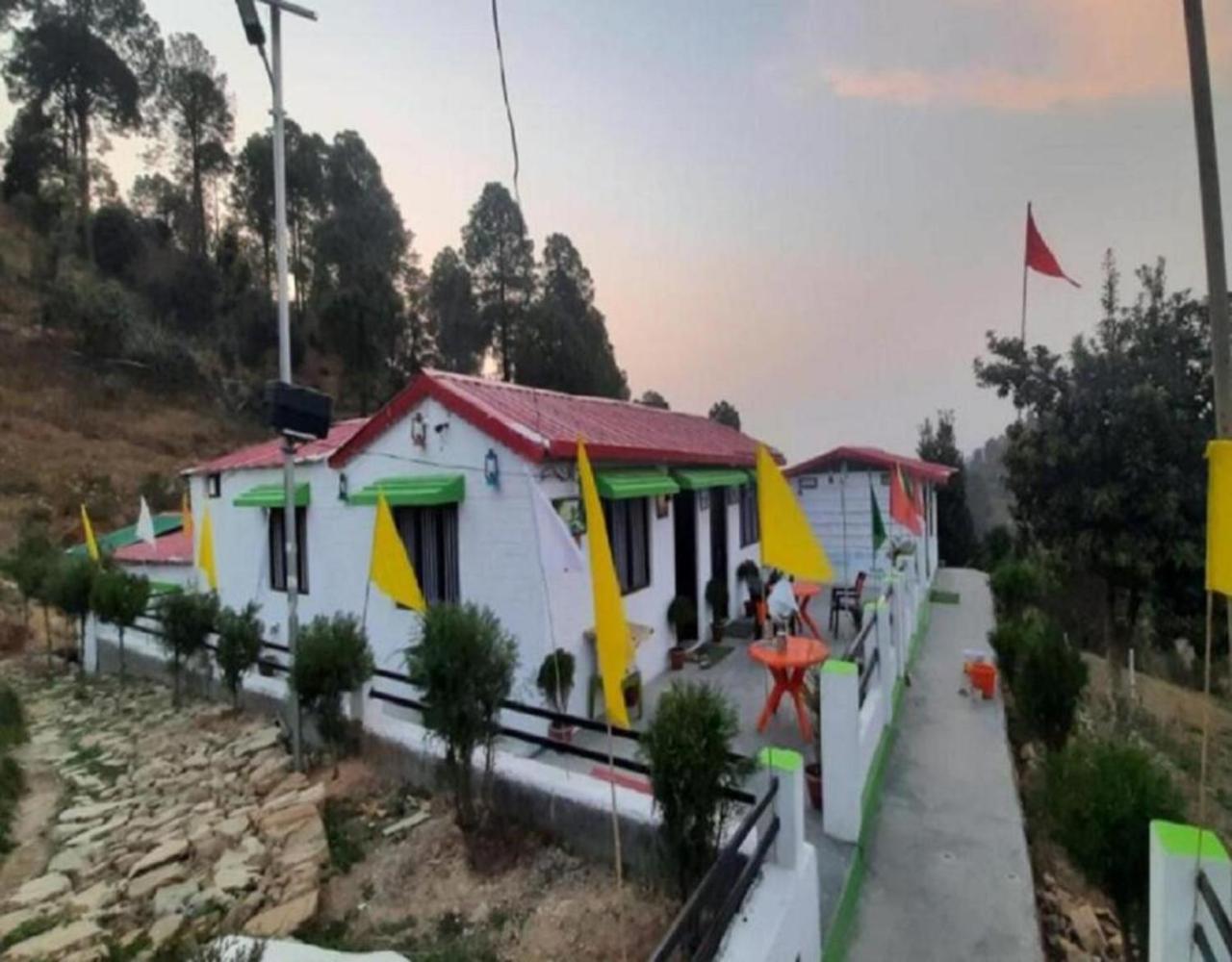 Snow Peak  by StayApart - Housity