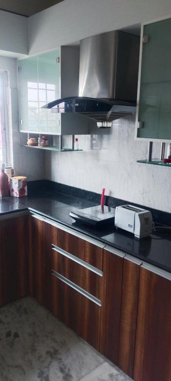 Toom Cruise Guest house - Housity