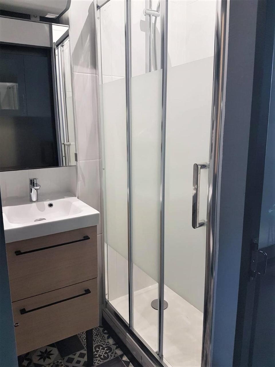 Appartement proche centre entièrement rénové avec le cachet de lancien - Housity