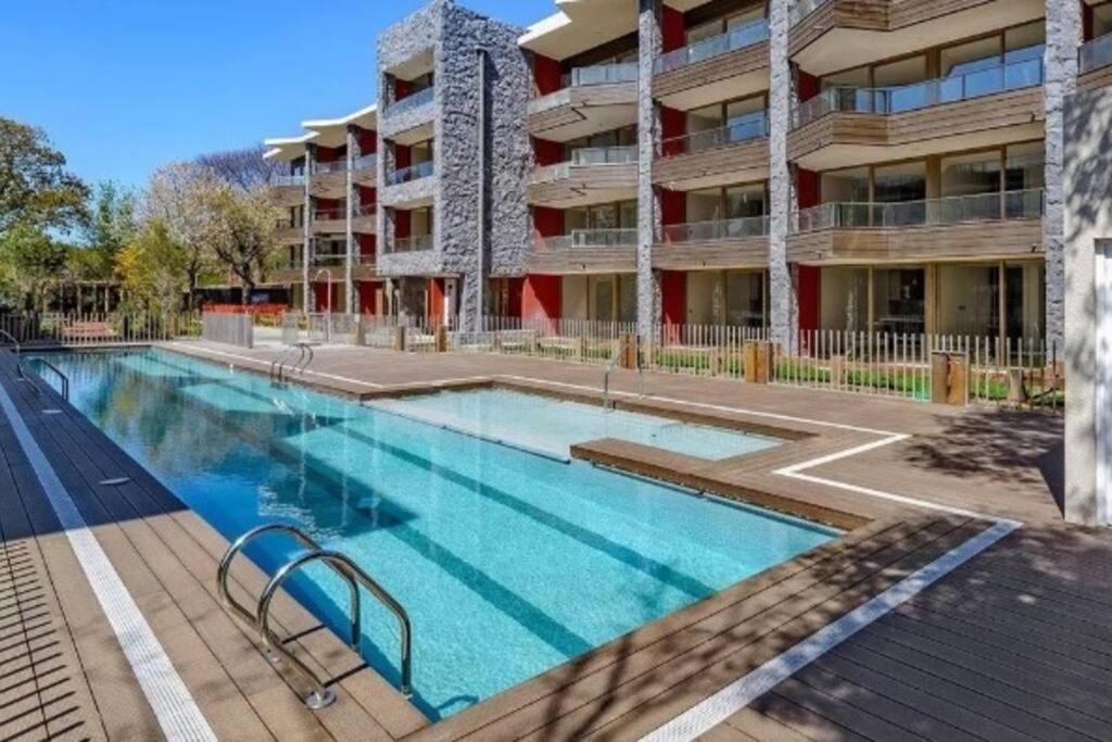 Departamento Puc�n, Piscinas, Quincho y Terraza.