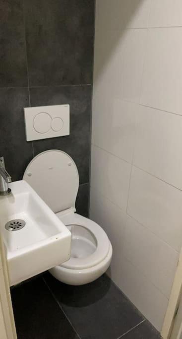 Lovely 1 private bedroom with garden view - Housity