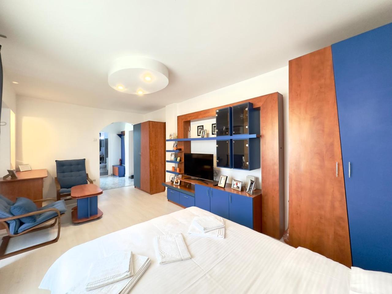 Central City Studio Ploiesti - Free Parking - Housity