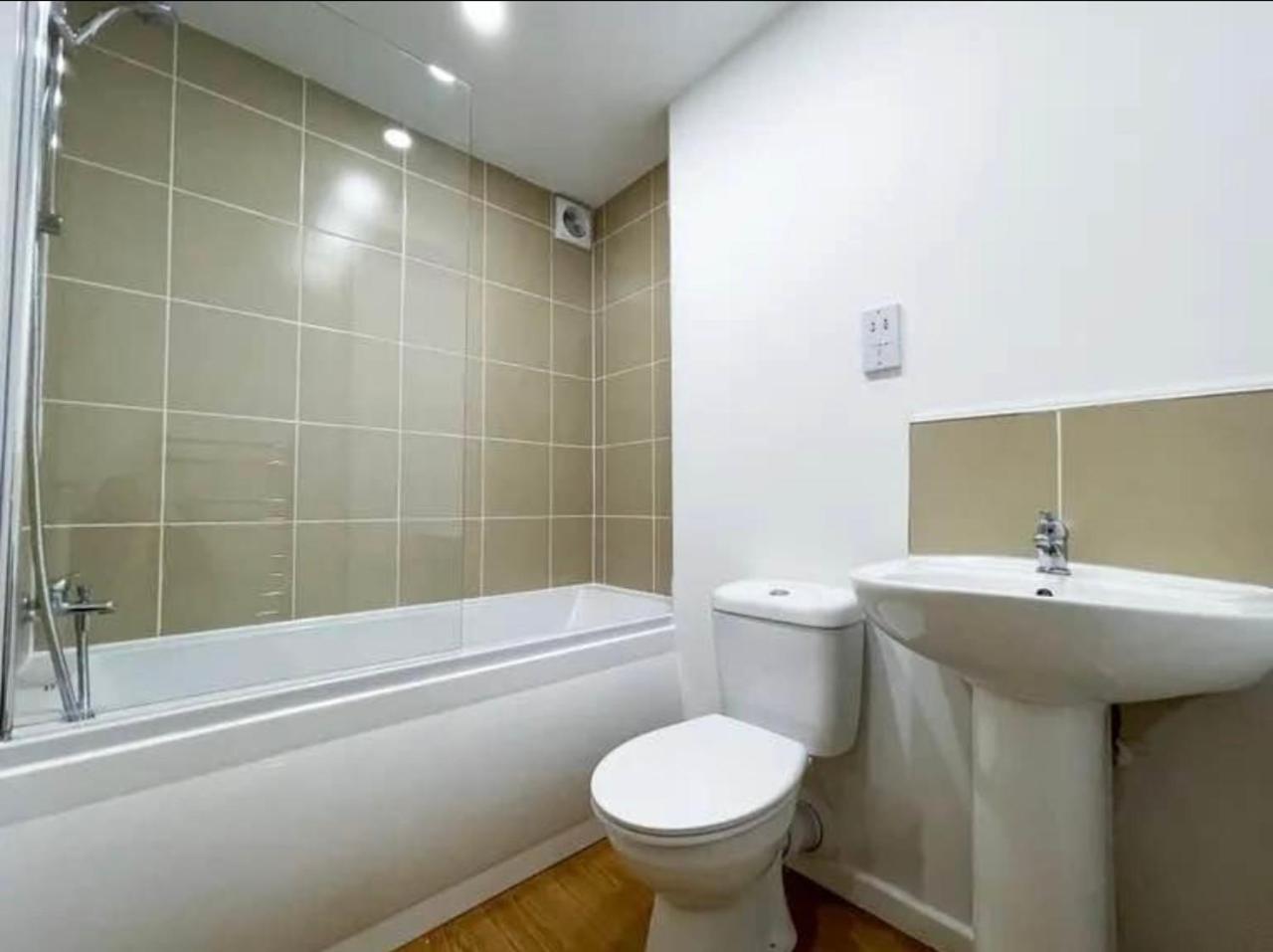 Lovely One Bedroom - Housity