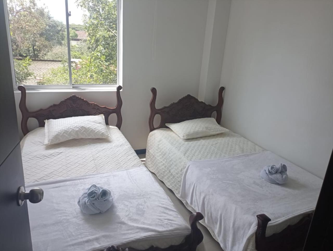 Apartamento torres de alicante - Housity