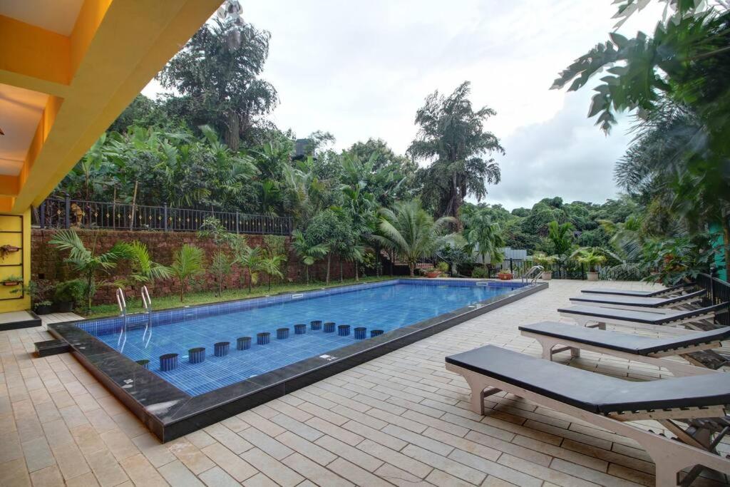 Mountain Bliss - Boutique Duplex with Private Pool - Housity