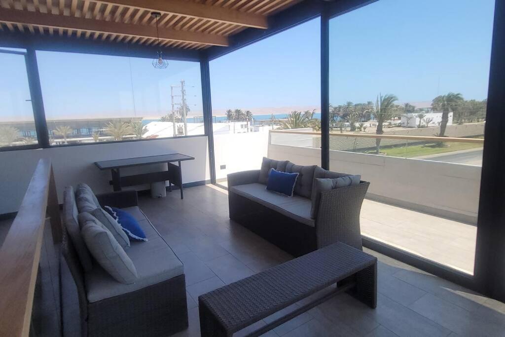 Casa de Playa, Bahia Paracas, desierto, AQU MAR - Housity