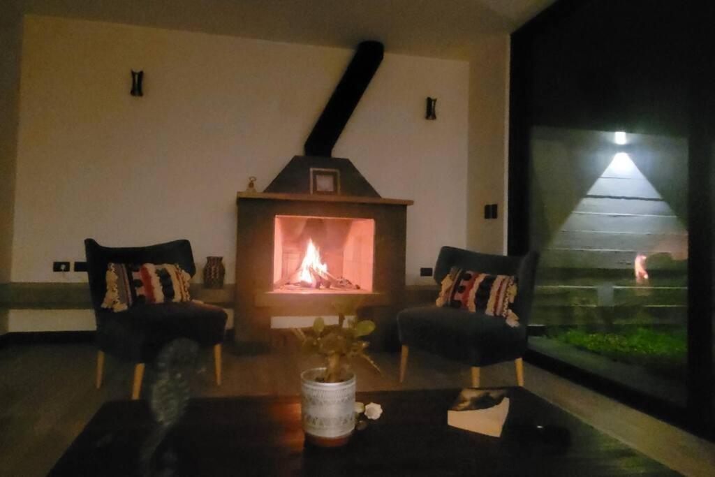 Casa de Playa, Bahia Paracas, desierto, AQU MAR - Housity