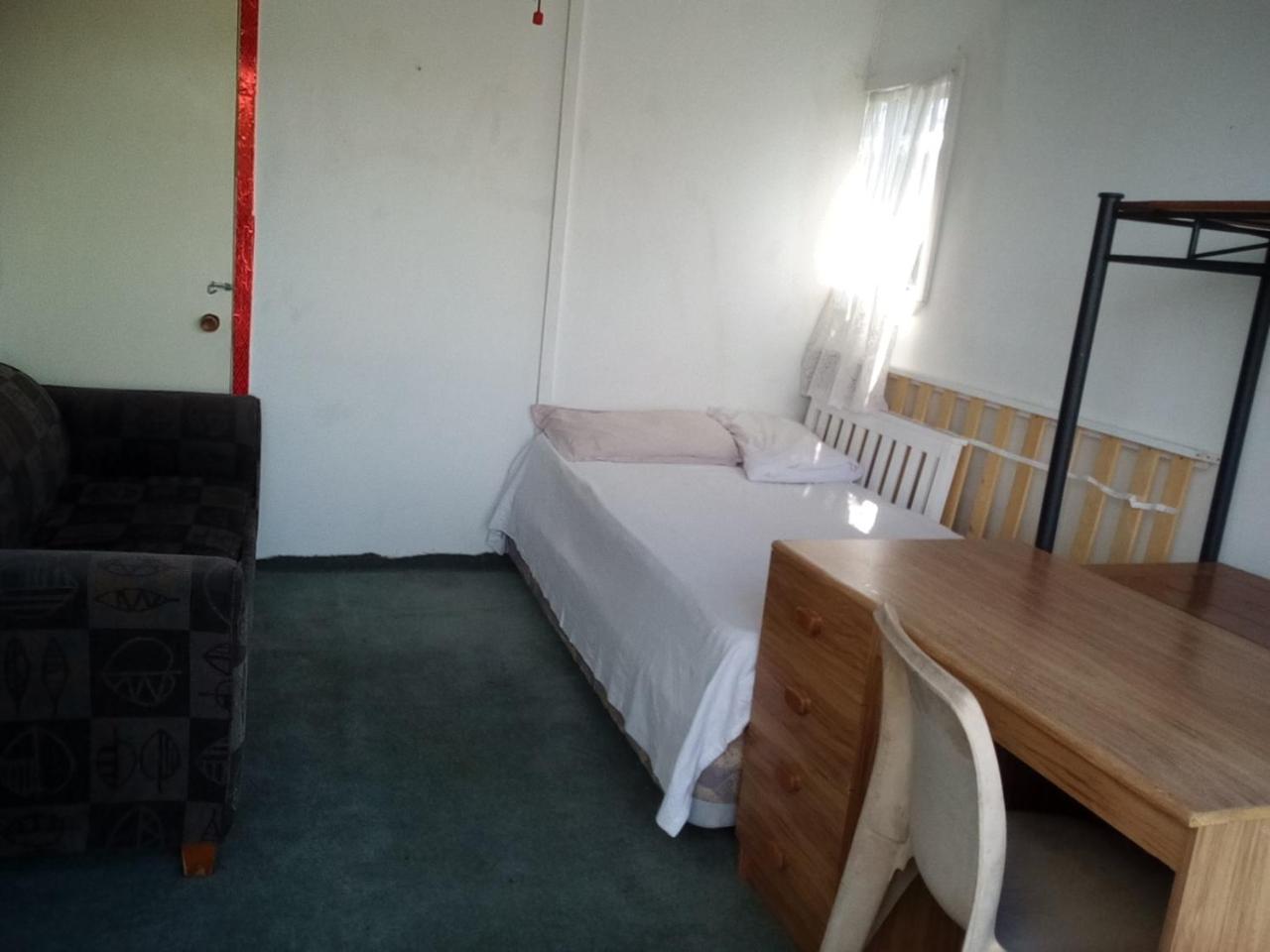 The Joyous Family Home - Housity
