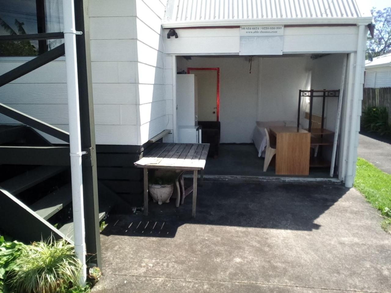 The Joyous Family Home - Housity