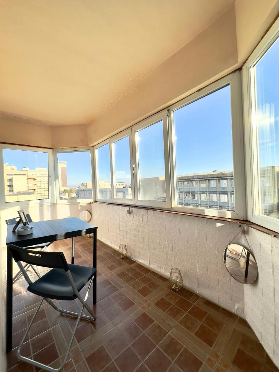 Victoriei City Central Studio Ploiesti - Housity